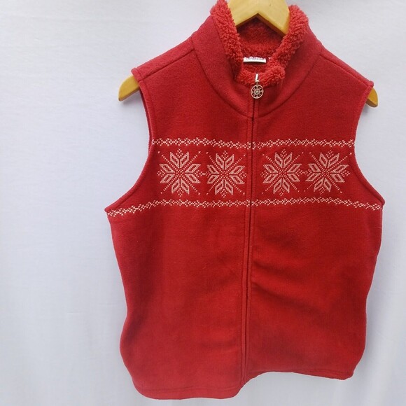 Croft And Barrow woman's large Holiday fleece Vest red with snowflakes - Picture 2 of 5